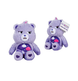 Zwei lilafarbene Care Bears mit schläfrigen Augen und Bauchstickerei aus Wolken und Mondsichel.