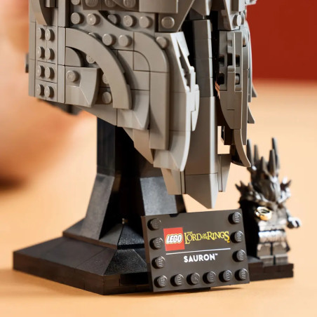 LEGO® Icons 11373 Der Herr der Ringe: Saurons Helm