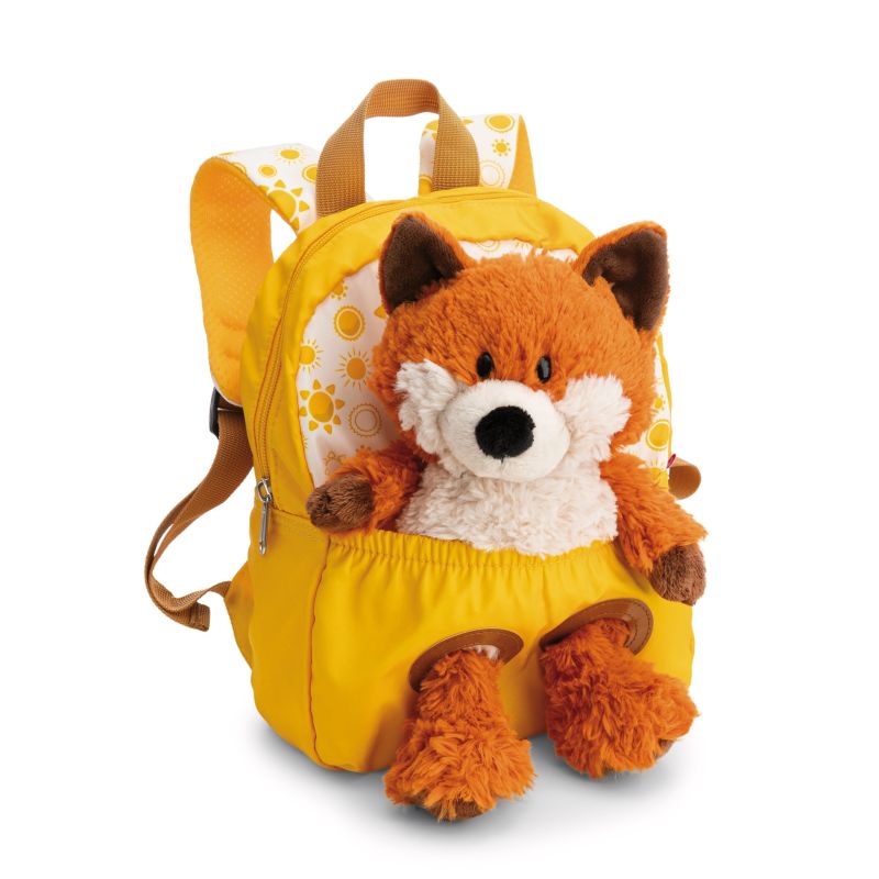 Gelber Rucksack mit Sonnenmuster, im Frontfach steckt ein Plüschfuchs.