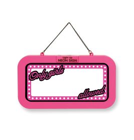 Ein pinkes Neon-Schild mit Kette trägt den Schriftzug "Only girls allowed".