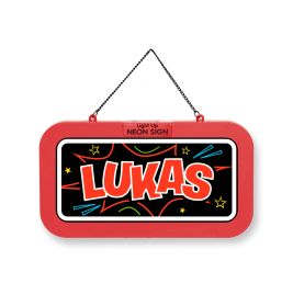 Rotes Neon-Schild mit dem Namen LUKAS in fetten Buchstaben, umgeben von bunten Sternen und Licht-Effekten.