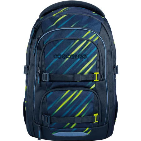 Dunkelblauer Rucksack mit grünen und gelben Diagonalstreifen sowie mehreren Reißverschlusstaschen.