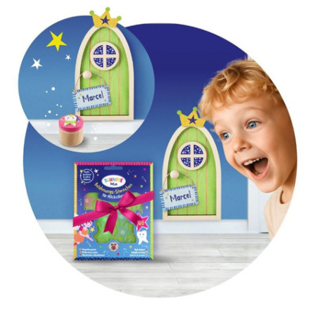 Holz-Wichteltür sortiert