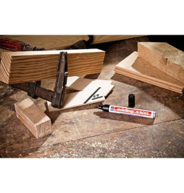 e-3300 permanent marker braun