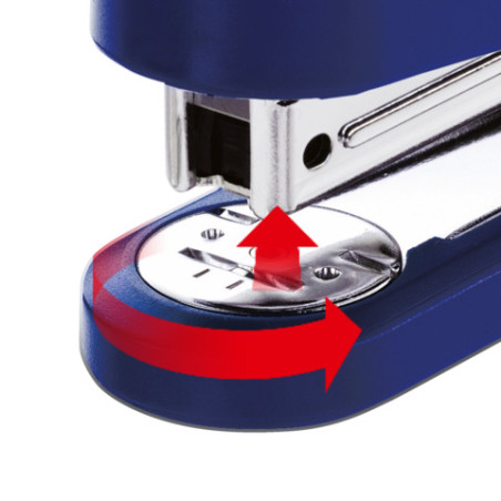 Nahaufnahme eines blauen Hefters mit roten Pfeilen, die die Bewegung der Heftplatte zeigen.