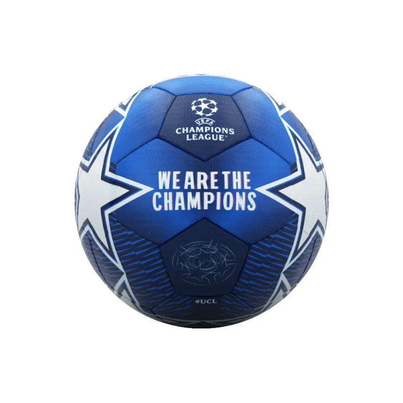 Blau-weißer Champions-League-Fußball mit dem Schriftzug "We Are The Champions" auf der Vorderseite.