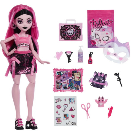 Modepuppe mit pinken Haaren, Rock und Top, umgeben von Accessoires, Stickern und Maske.