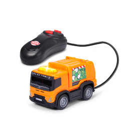 Ferngesteuerter Spielzeug-Müllwagen mit schwarzer Kabelsteuerung, gelbem Führerhaus und Recycling-Aufklebern.