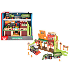 Spielzeug-Bauernhofset mit Traktoren, Zubehör und Verpackung, die das aufgebaute Set und alle Teile zeigt.