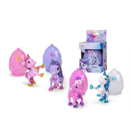 Vier bunte Einhorn-Spielzeuge mit Edelstein-Eiern und eine verpackte Spielzeugbox im Hintergrund.