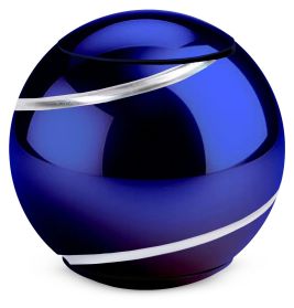 Eine glänzend blaue Kugel mit zwei silbernen Diagonalstreifen, einem oben und einem unten.