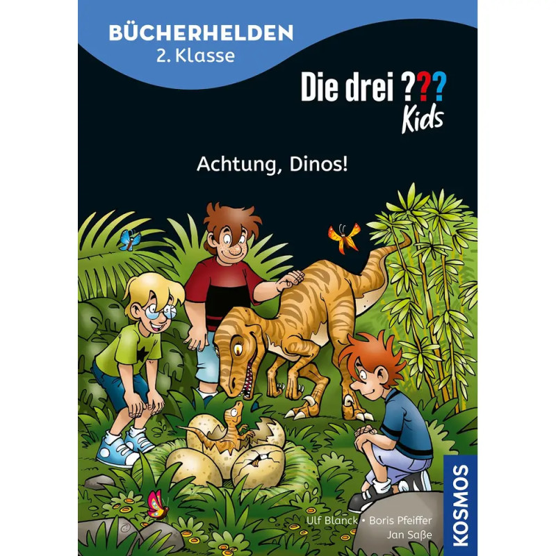 Drei Kinder beobachten, wie ein Dinosaurier-Baby im grünen Dschungel aus einem Ei schlüpft.