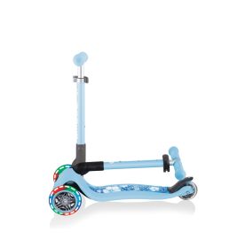 GLOBBER JUNIOR FOLDABLE FANTASY LIGHTS pastellblau-Flowers, mit Leuchtrollen