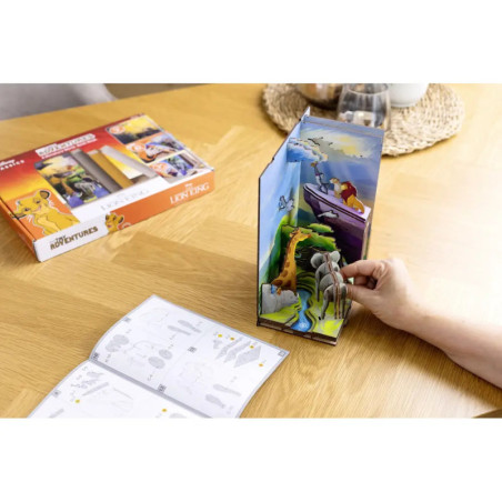 CarreraRevell Tiny Adventures Disney König der Löwen Book Nook – LED Holzbausatz