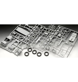 Aston Martin Ulster, Revell Modellbausatz