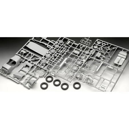 Aston Martin Ulster, Revell Modellbausatz