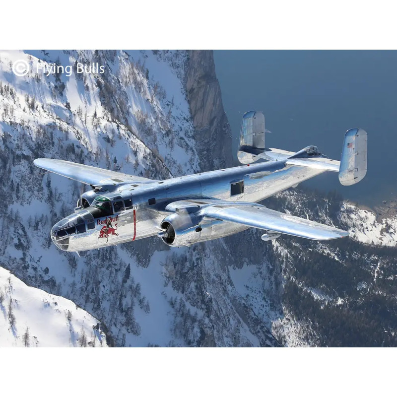 North American B-25J Mitchell, Revell Modellbausatz mit Basiszubehör