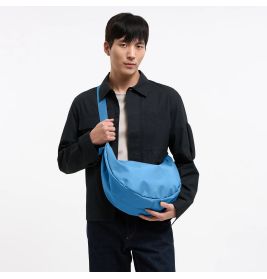 GOT BAG. Moon Bag Large Aqua – Recyceltes Ocean Impact Plastic. Geräumig & Umweltfreundlich