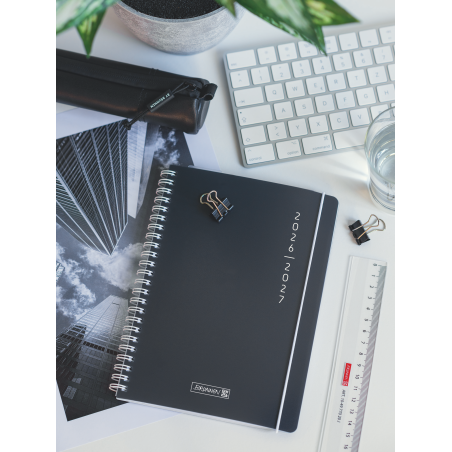 Schülerkalender A5 PP PlainBlack