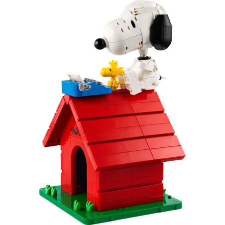 LEGO® Ideas 21368 Peanuts: Snoopys Hundehütte