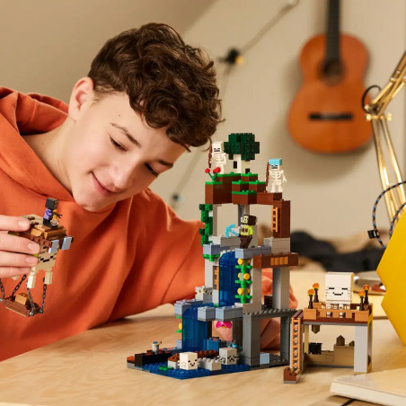 LEGO® Minecraft™ 21597 Ghast-Station