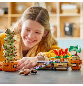 LEGO® Harry Potter™ 76474 Schloss Hogwarts™: Kräuterkunde-Pflanzen