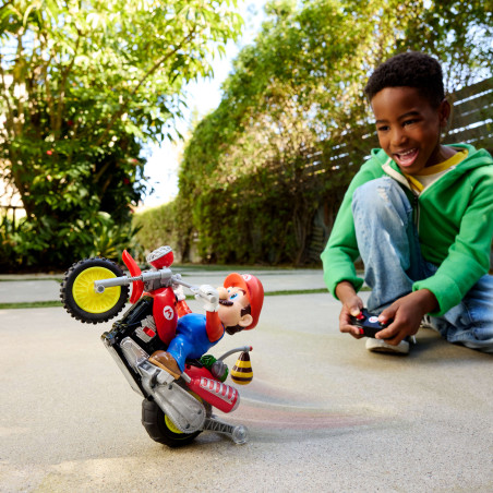 Mattel Hot Wheels Mario Kart Project Santa RC: Ferngesteuerter Rennwagen | 2.4 GHz | Ab 5 Jahren!