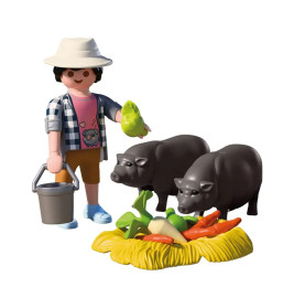 Landwirt mit Hängebauchschwein