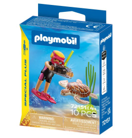 Taucherin mit Schildkröte