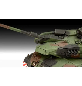 Model Set Leopard 2A7A1, Revell Modellbausatz mit Basiszubehör