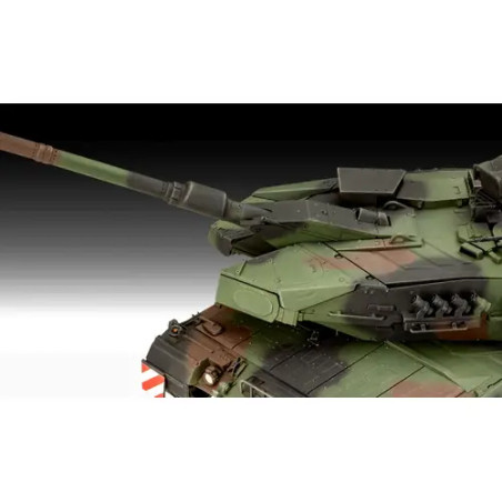 Model Set Leopard 2A7A1, Revell Modellbausatz mit Basiszubehör