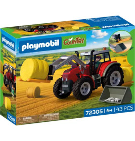 Großer Traktor mit Heuballen