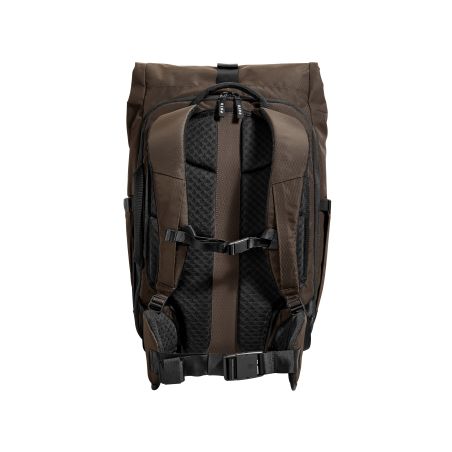 eoto Rucksack Tall41 Mokkabraun – 20 Liter, schlankes Design & Laptopfach