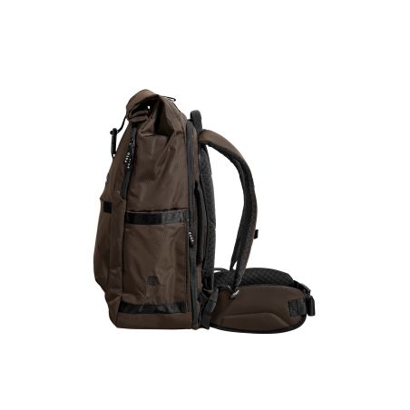 eoto Rucksack Tall41 Mokkabraun – 20 Liter, schlankes Design & Laptopfach
