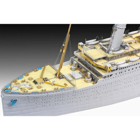 Revell Titanic Platinum Edition Modellbausatz – Legendäres Schiff detailgetreu nachbauen