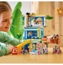 LEGO® Friends 42689 Heartlake City Clubhaus der Freunde