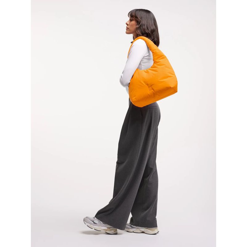 Cloud Moon Bag Monochrome clownfish