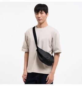 Moon Bag Small black