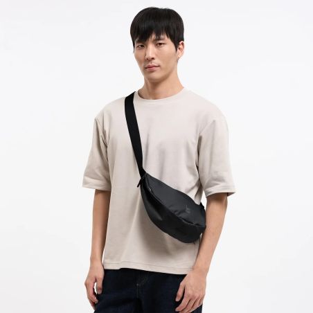 Moon Bag Small black