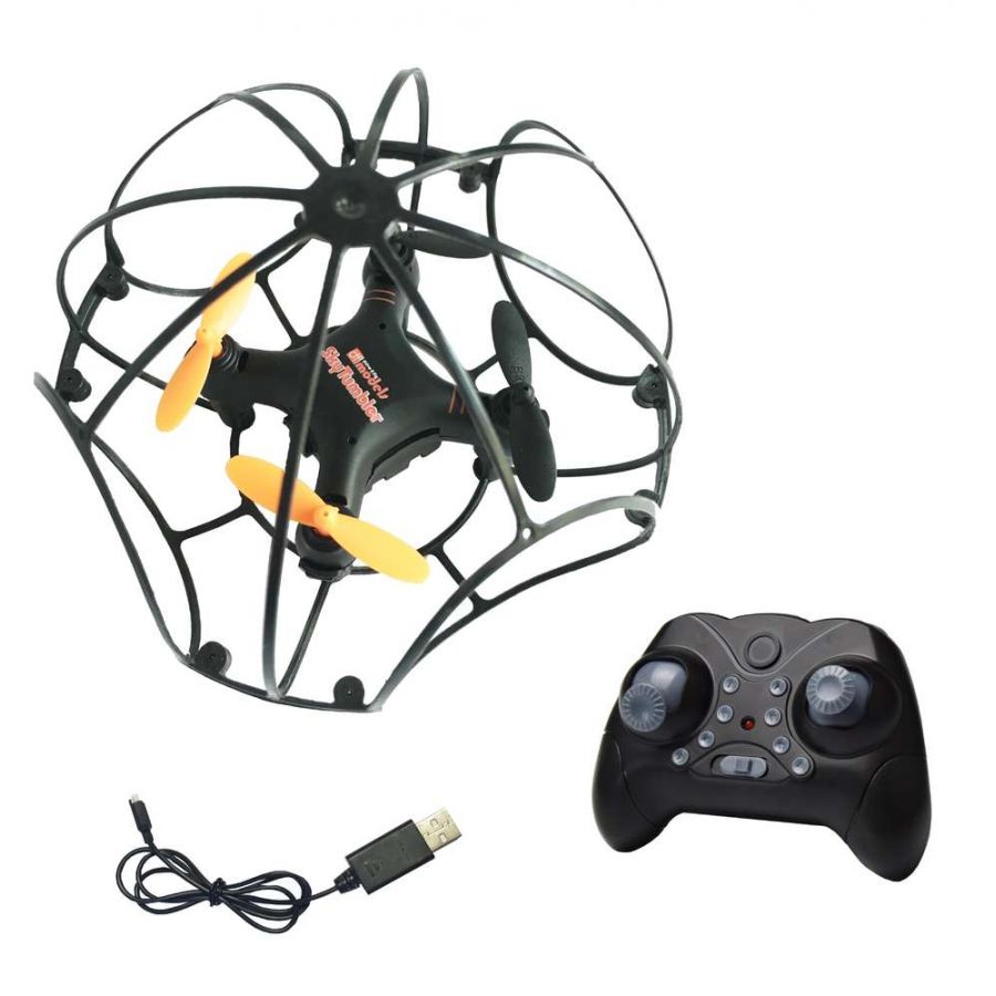 Spielzeugdrohne mit Schutzkäfig, orangefarbenen Propellern, schwarzer Fernsteuerung und USB-Ladekabel. Spielzeugdrohne mit Schutzkäfig, orangefarbenen Propellern, schwarzer Fernsteuerung und USB-Ladekabel.