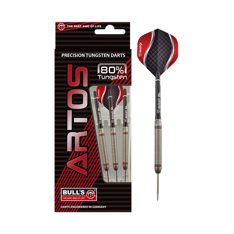 Drei Bulls Artos Darts (80% Wolfram) in Verpackung mit rot-schwarzem und silbernem Design sowie Branding.