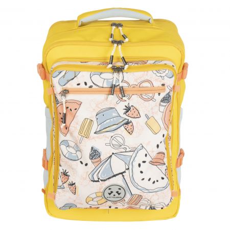 Gelber Rucksack mit Fronttasche, verziert mit Sommer-Snacks wie Wassermelone und Eis.