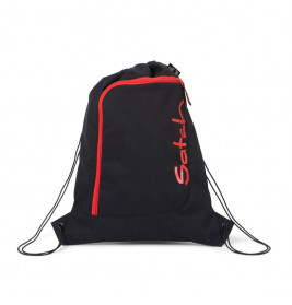 Schwarzer Turnbeutel mit rotem Reißverschluss, Satch-Logo und dünnen schwarzen Schulterkordeln.