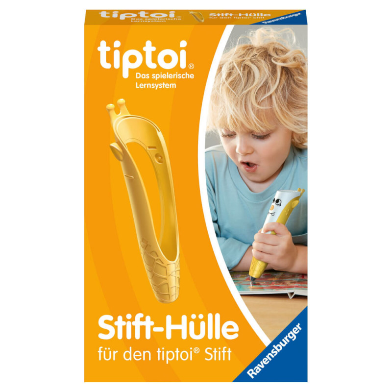 Ein Kind nutzt einen gelben Tiptoi-Stift mit Giraffenhülle die Tiptoi Stift-Hülle-Verpackung ist sichtbar. Ein Kind nutzt einen gelben Tiptoi-Stift mit Giraffenhülle die Tiptoi Stift-Hülle-Verpackung ist sichtbar.