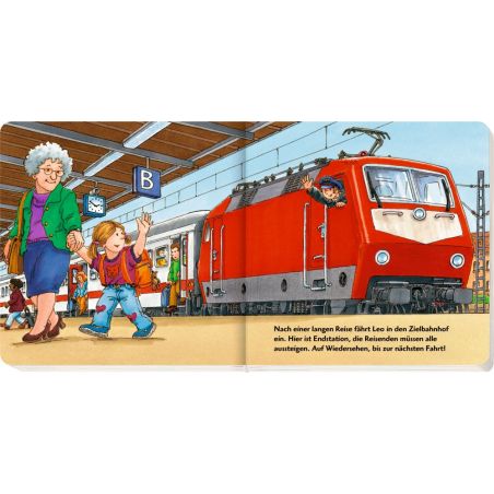 So viele große Fahrzeuge bei der Arbeit So viele große Fahrzeuge bei der Arbeit