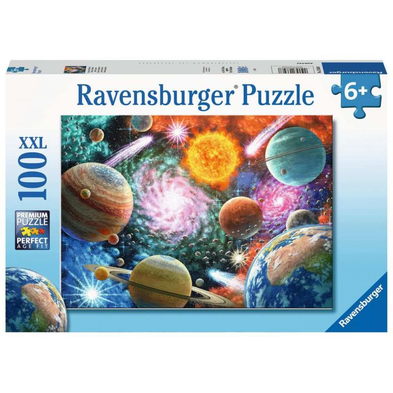 Schachtel mit 100-teiligem Ravensburger Weltraum-Puzzle mit bunten Planeten, Sternen und Galaxien.