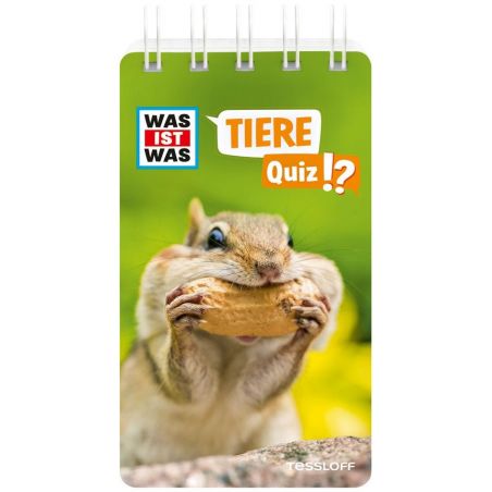 Ein Streifenhörnchen mit vollen Backen hält Futter auf einer Quizkarte mit WAS IST WAS TIERE Quiz!?-Text.