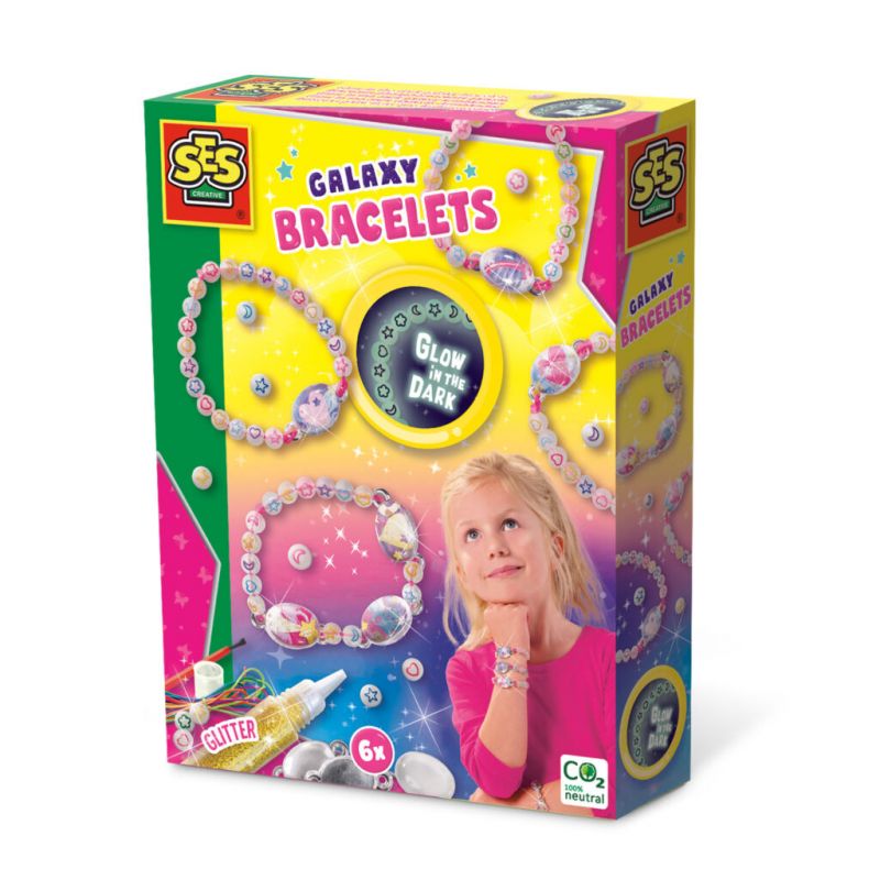 Bunte SES Galaxy-Armbänder-Box mit lächelndem Mädchen und leuchtenden Armband-Designs auf der Vorderseite.