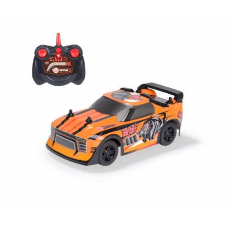 Oranges ferngesteuertes Auto mit schwarzen Streifen und Zebra-Design neben einem schwarz-roten Controller.