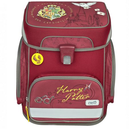 Roter Harry Potter-Rucksack mit Hogwarts-Wappen, Brille, Schnatz und Schloss-Illustrationen.